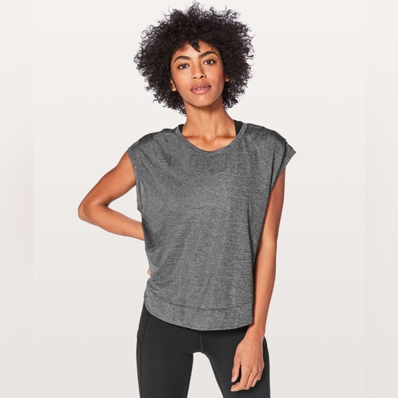 lululemon athletica Tops - Lululemon Gait Keeper Short Sleeve